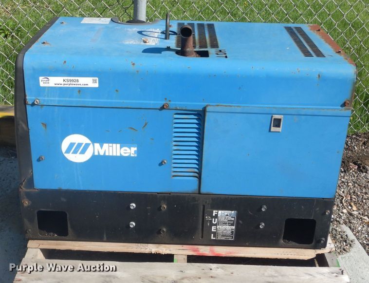 image for item KS9928 Miller Wildcat 200  welder/generator