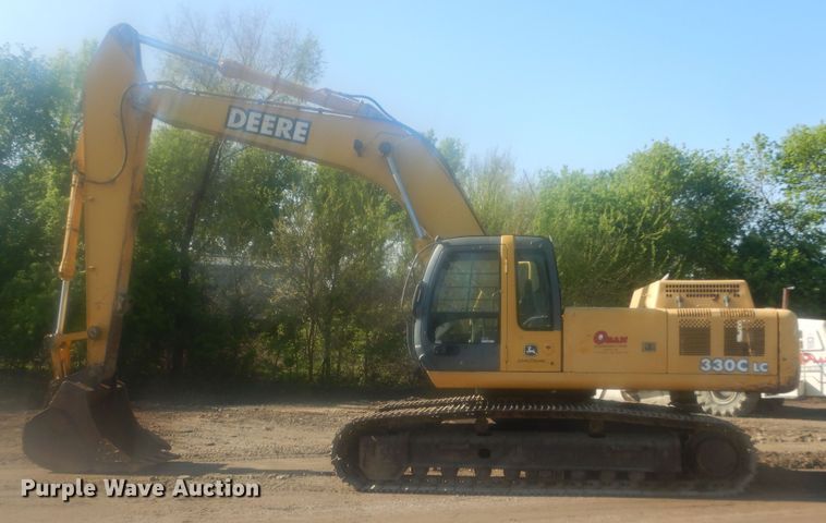 image for item KS9929 2005 John Deere 330C LC  excavator