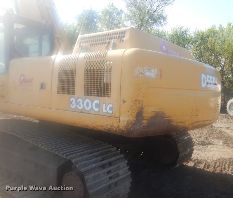 image for item KS9929 2005 John Deere 330C LC  excavator
