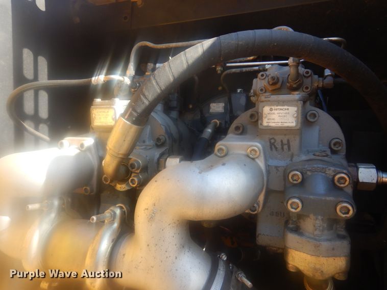 image for item KS9929 2005 John Deere 330C LC  excavator