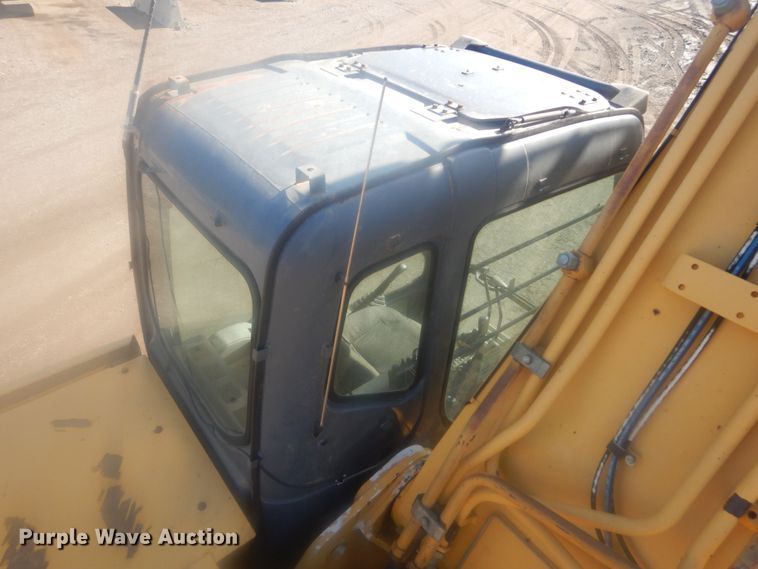 image for item KS9929 2005 John Deere 330C LC  excavator