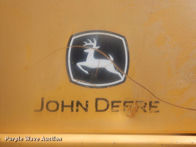 image for item KS9929 2005 John Deere 330C LC  excavator