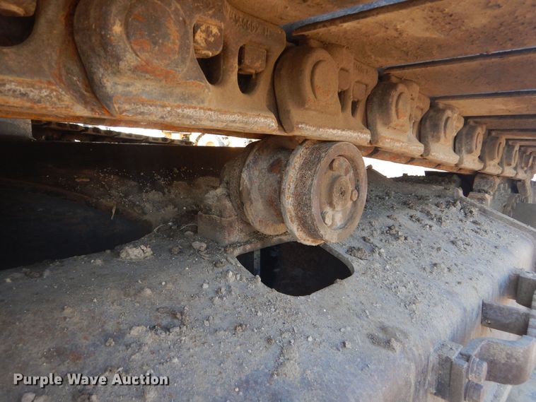 image for item KS9929 2005 John Deere 330C LC  excavator