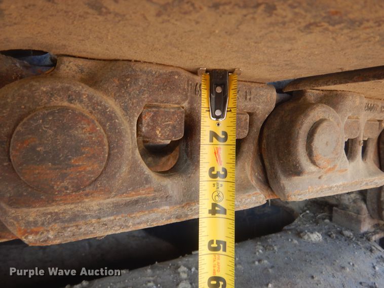 image for item KS9929 2005 John Deere 330C LC  excavator