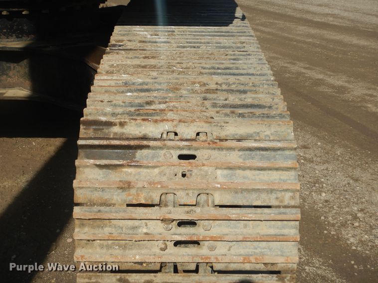 image for item KS9929 2005 John Deere 330C LC  excavator