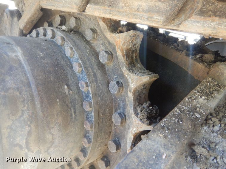 image for item KS9929 2005 John Deere 330C LC  excavator