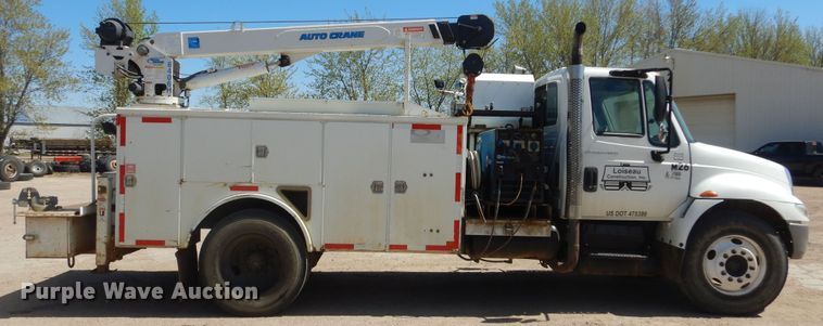 image for item KS9948 2006 International 4200  utility / service truck