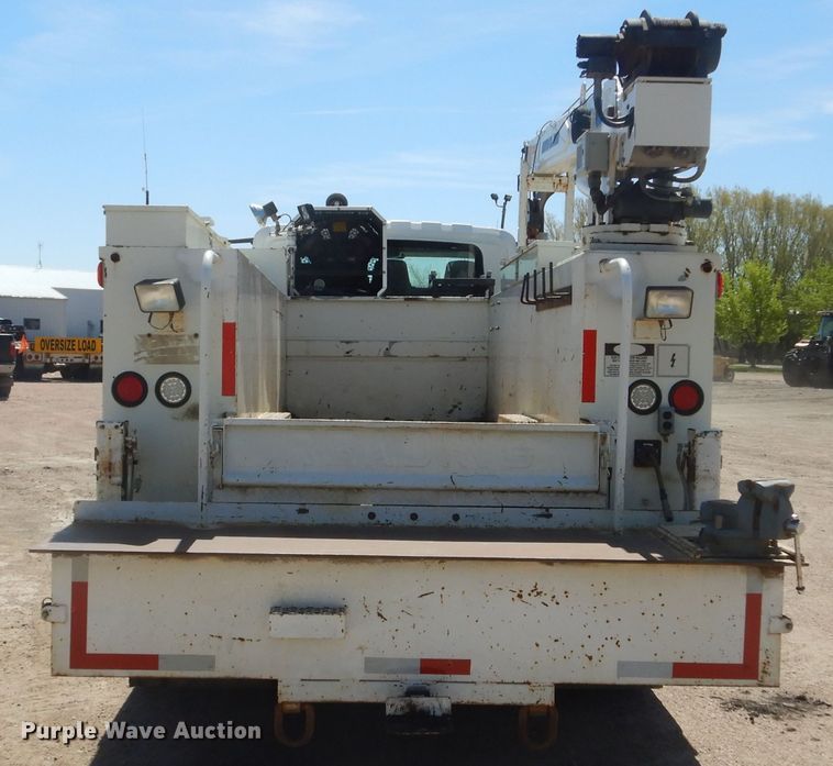 image for item KS9948 2006 International 4200  utility / service truck