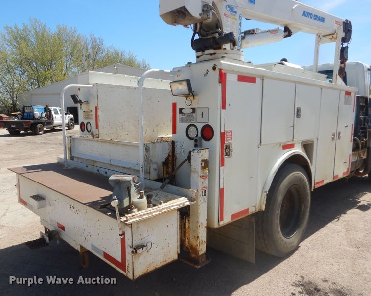 image for item KS9948 2006 International 4200  utility / service truck