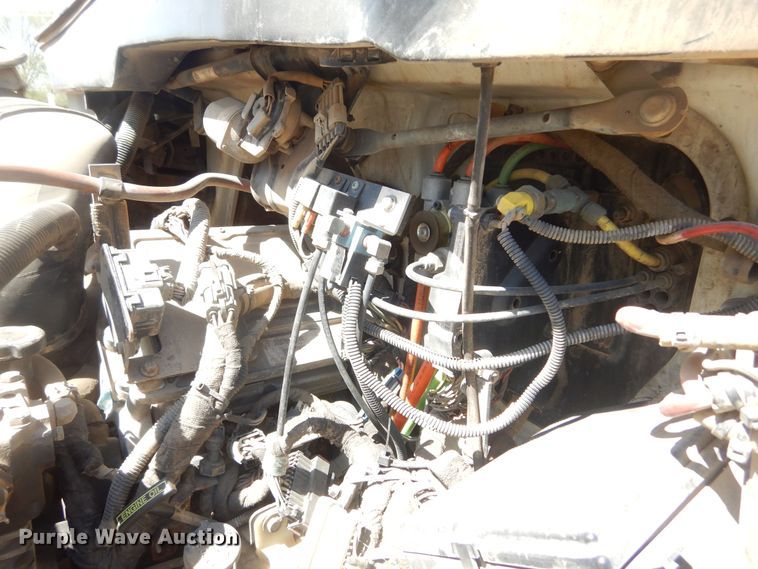 image for item KS9948 2006 International 4200  utility / service truck