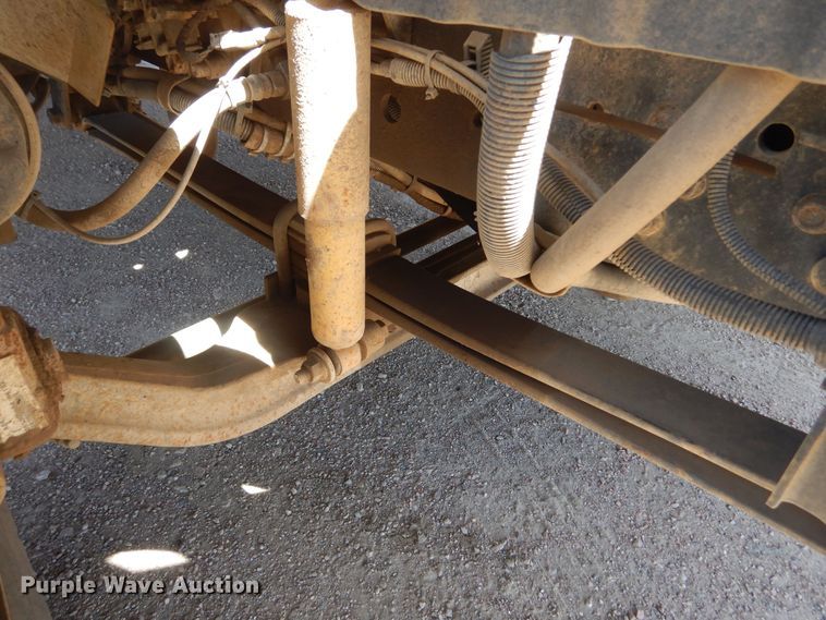 image for item KS9948 2006 International 4200  utility / service truck