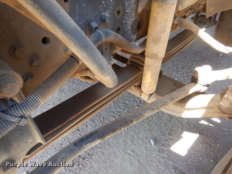 image for item KS9948 2006 International 4200  utility / service truck