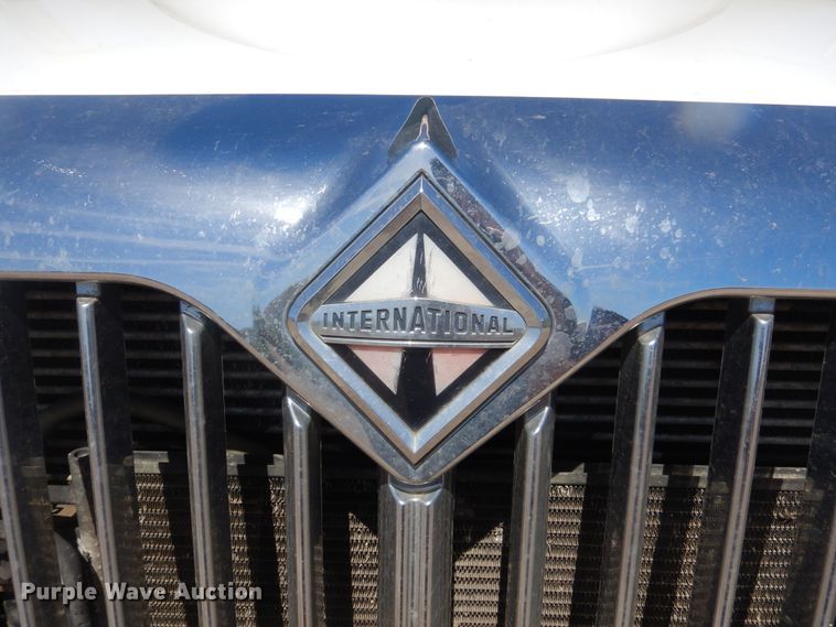 image for item KS9948 2006 International 4200  utility / service truck