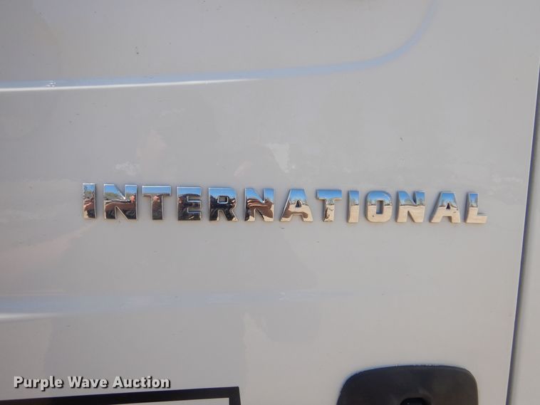 image for item KS9948 2006 International 4200  utility / service truck