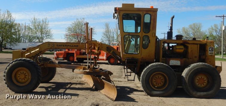 image for item KS9950 1975 Caterpillar 12G  motor grader