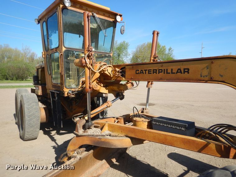 image for item KS9950 1975 Caterpillar 12G  motor grader