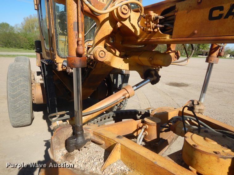 image for item KS9950 1975 Caterpillar 12G  motor grader