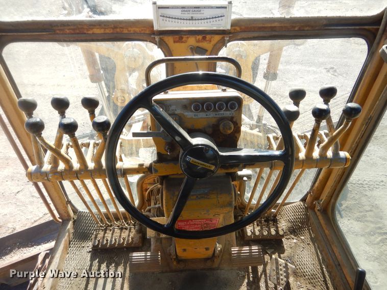image for item KS9950 1975 Caterpillar 12G  motor grader