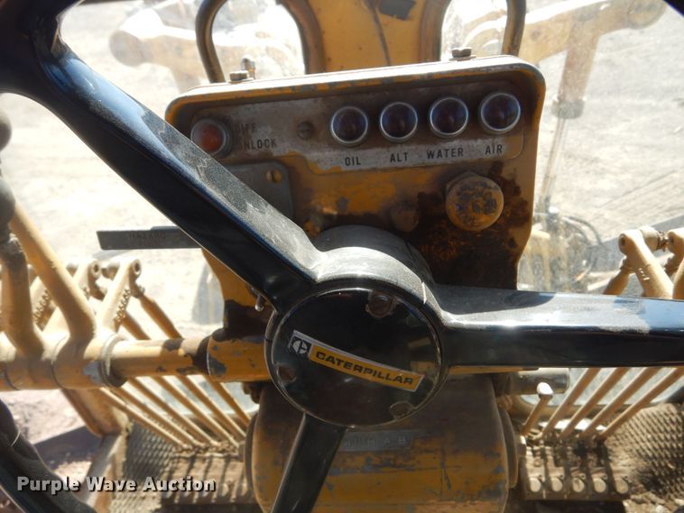 image for item KS9950 1975 Caterpillar 12G  motor grader