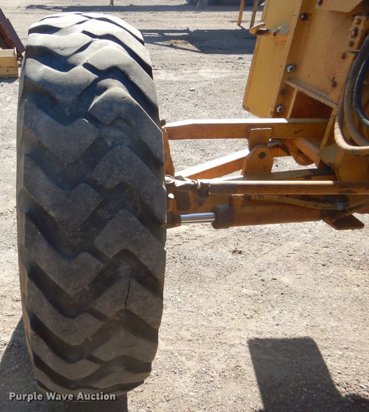 image for item KS9950 1975 Caterpillar 12G  motor grader