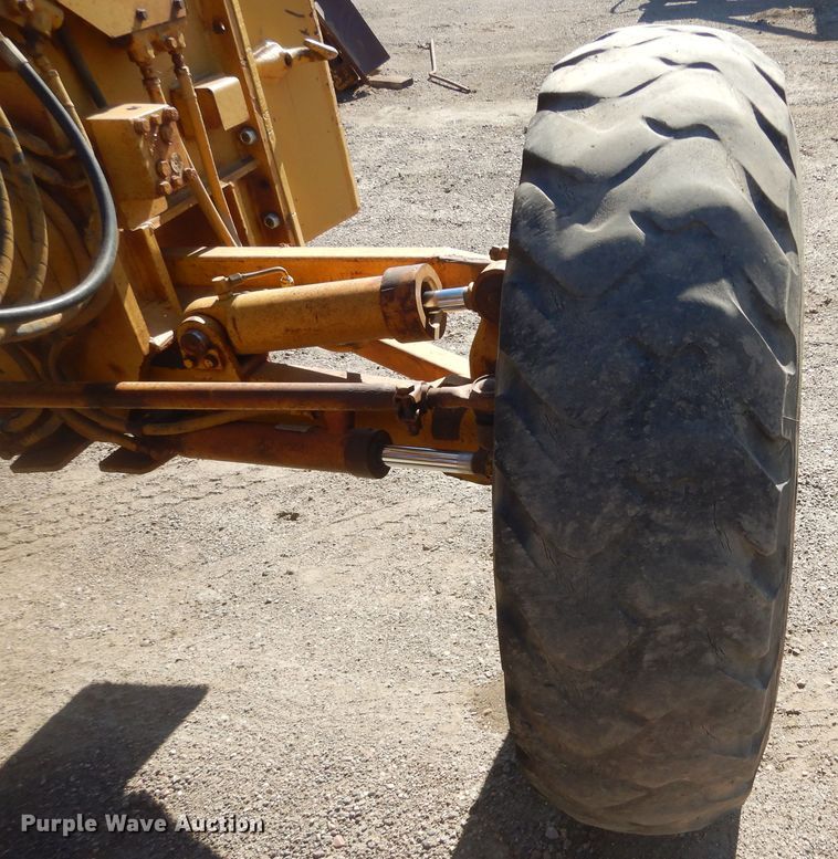 image for item KS9950 1975 Caterpillar 12G  motor grader