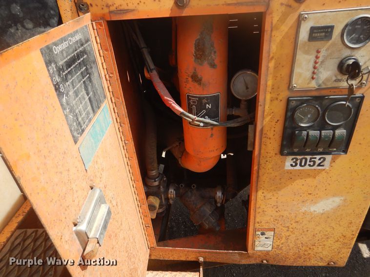 image for item KS9972 2006 Ring-o-matic 550  vacuum excavator