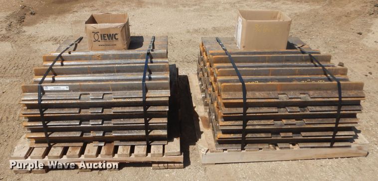 image for item KS9973 (86) 36" W single grouser track pads