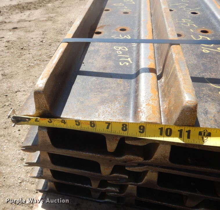 image for item KS9973 (86) 36" W single grouser track pads