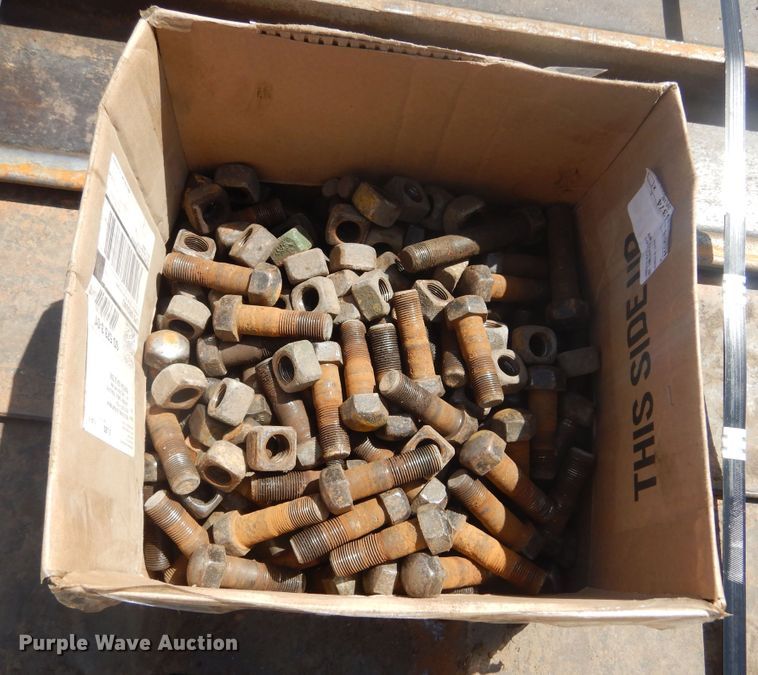 image for item KS9973 (86) 36" W single grouser track pads