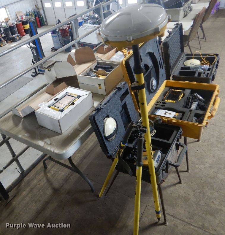 image for item KS9980 Trimble GPS units