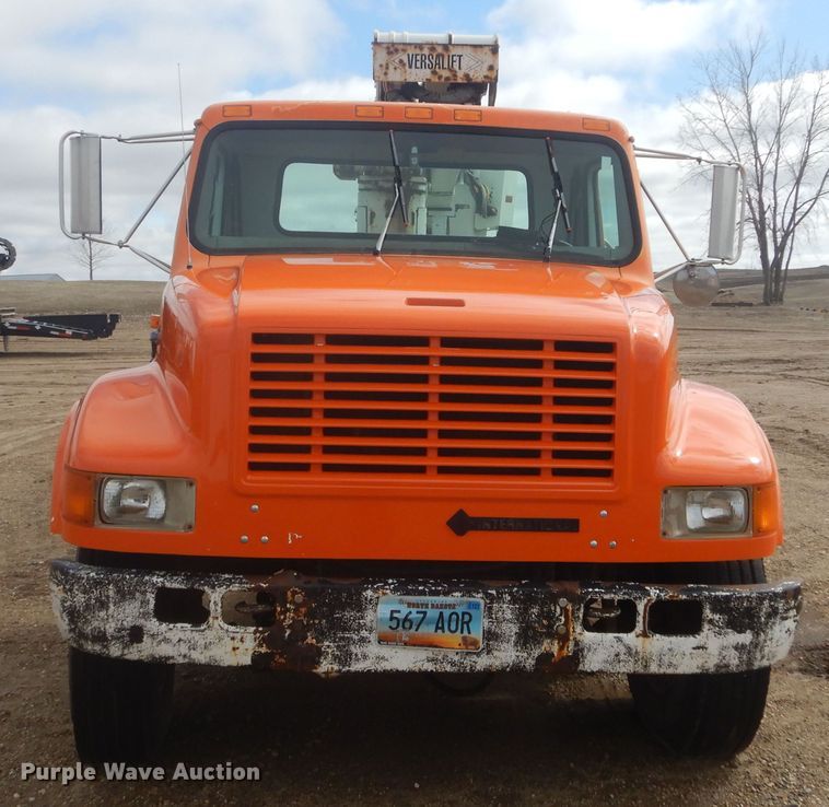 image for item KT9008 1996 International 4700  bucket truck