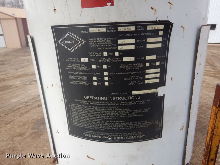 image for item KT9008 1996 International 4700  bucket truck