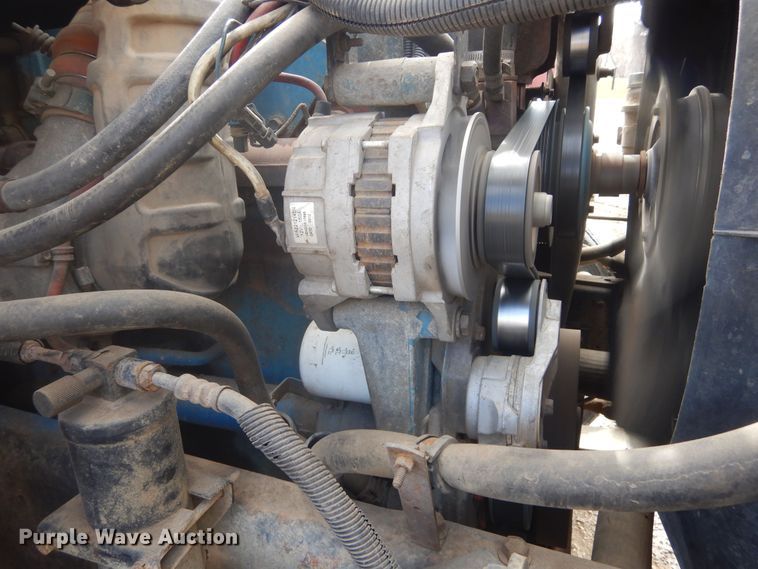 image for item KT9008 1996 International 4700  bucket truck