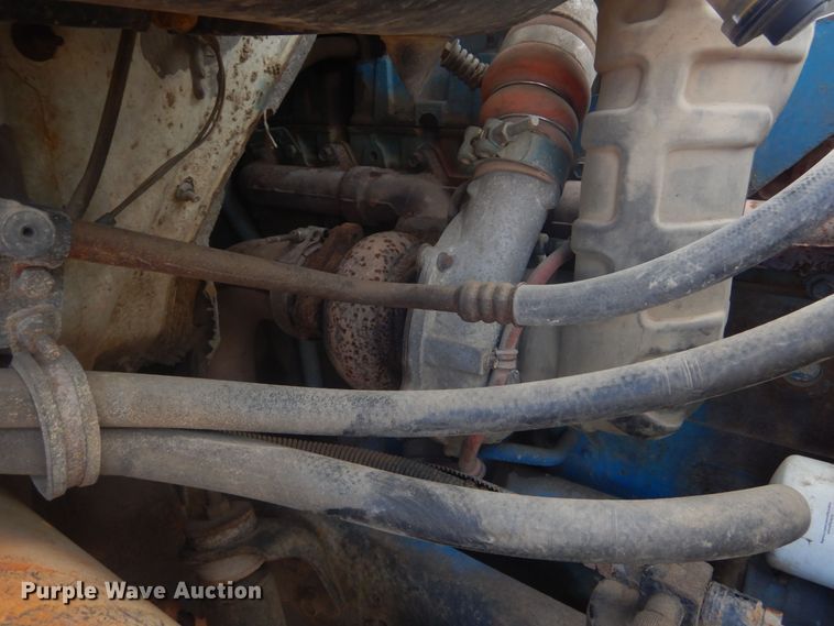 image for item KT9008 1996 International 4700  bucket truck