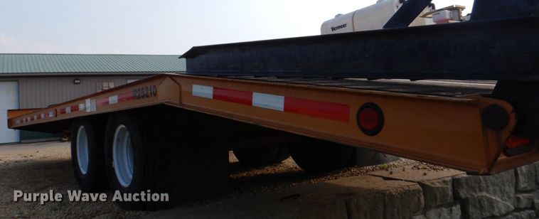 image for item MF9063 2007 Redi Haul R25210  equipment trailer