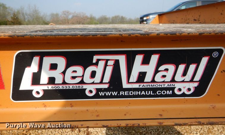 image for item MF9063 2007 Redi Haul R25210  equipment trailer