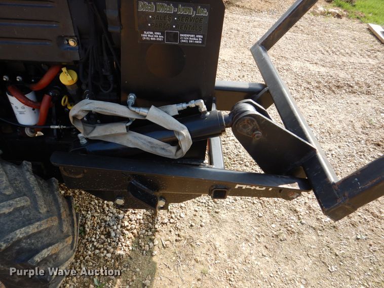 image for item MF9066 2007 Ditch Witch 420SX  cable plow
