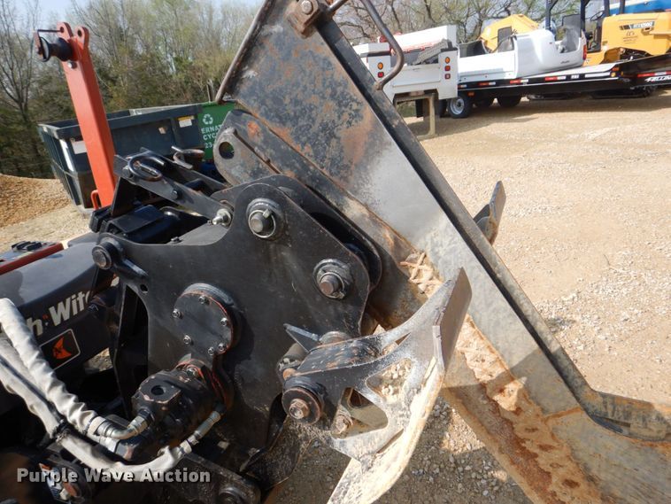 image for item MF9066 2007 Ditch Witch 420SX  cable plow