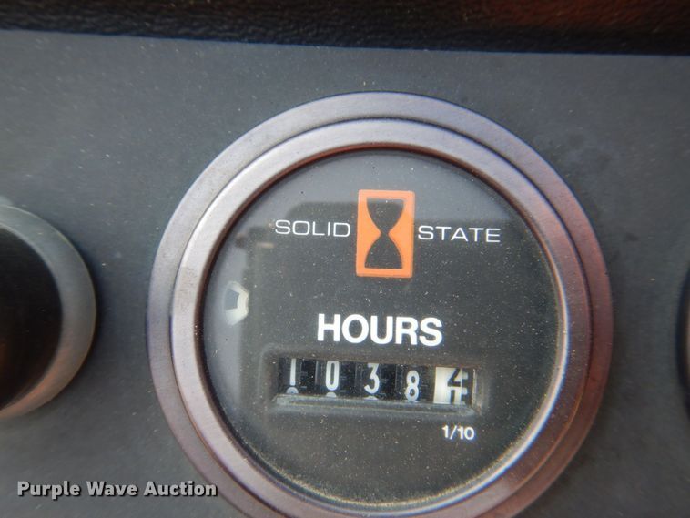 image for item MF9066 2007 Ditch Witch 420SX  cable plow