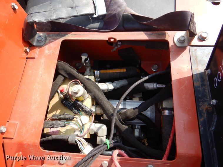 image for item MF9066 2007 Ditch Witch 420SX  cable plow