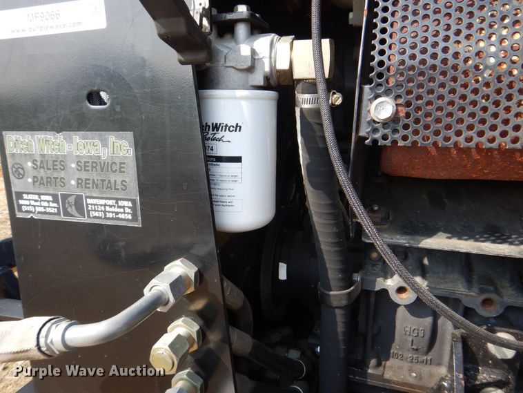 image for item MF9066 2007 Ditch Witch 420SX  cable plow