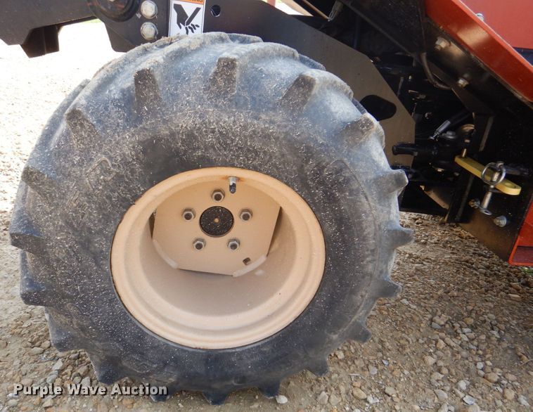 image for item MF9066 2007 Ditch Witch 420SX  cable plow