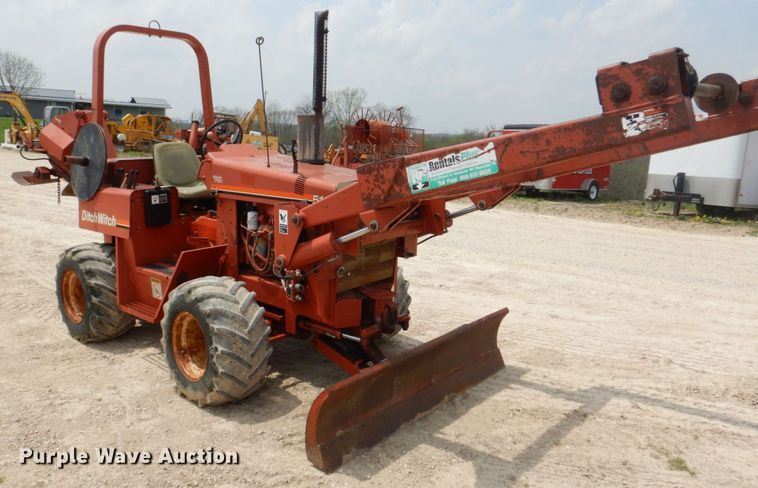 image for item MF9068 Ditch Witch 5110  vibratory cable plow