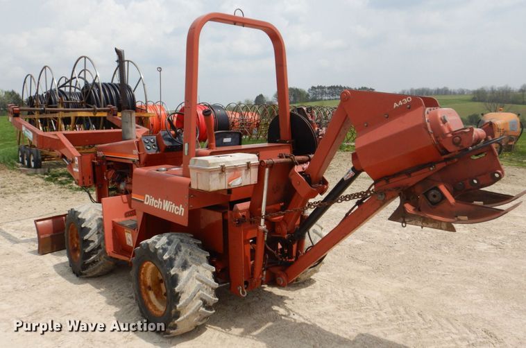 image for item MF9068 Ditch Witch 5110  vibratory cable plow