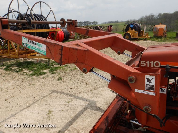 image for item MF9068 Ditch Witch 5110  vibratory cable plow