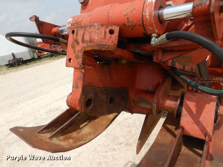 image for item MF9068 Ditch Witch 5110  vibratory cable plow
