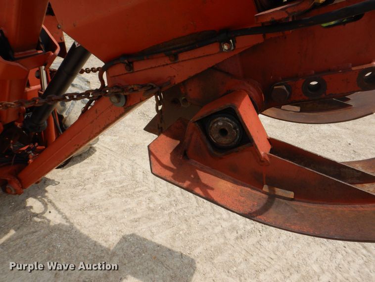 image for item MF9068 Ditch Witch 5110  vibratory cable plow