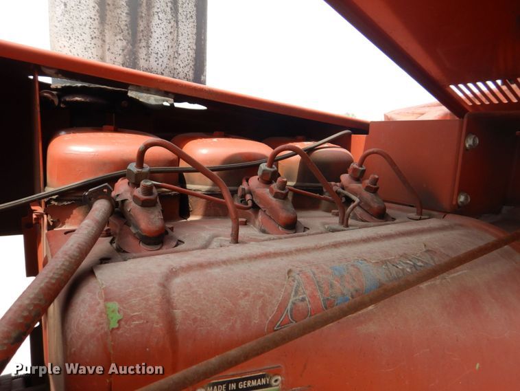 image for item MF9068 Ditch Witch 5110  vibratory cable plow