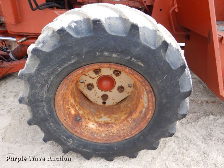 image for item MF9068 Ditch Witch 5110  vibratory cable plow