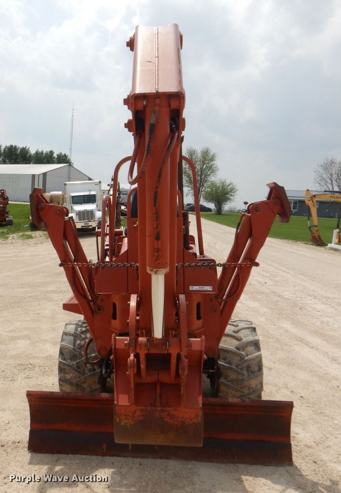 image for item MF9069 Ditch Witch 5010  trencher